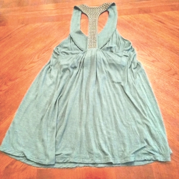 V-CUT AND T-BAR BEADED FLOWY TOP IN TEAL | SPENSE - Picture 3 of 4